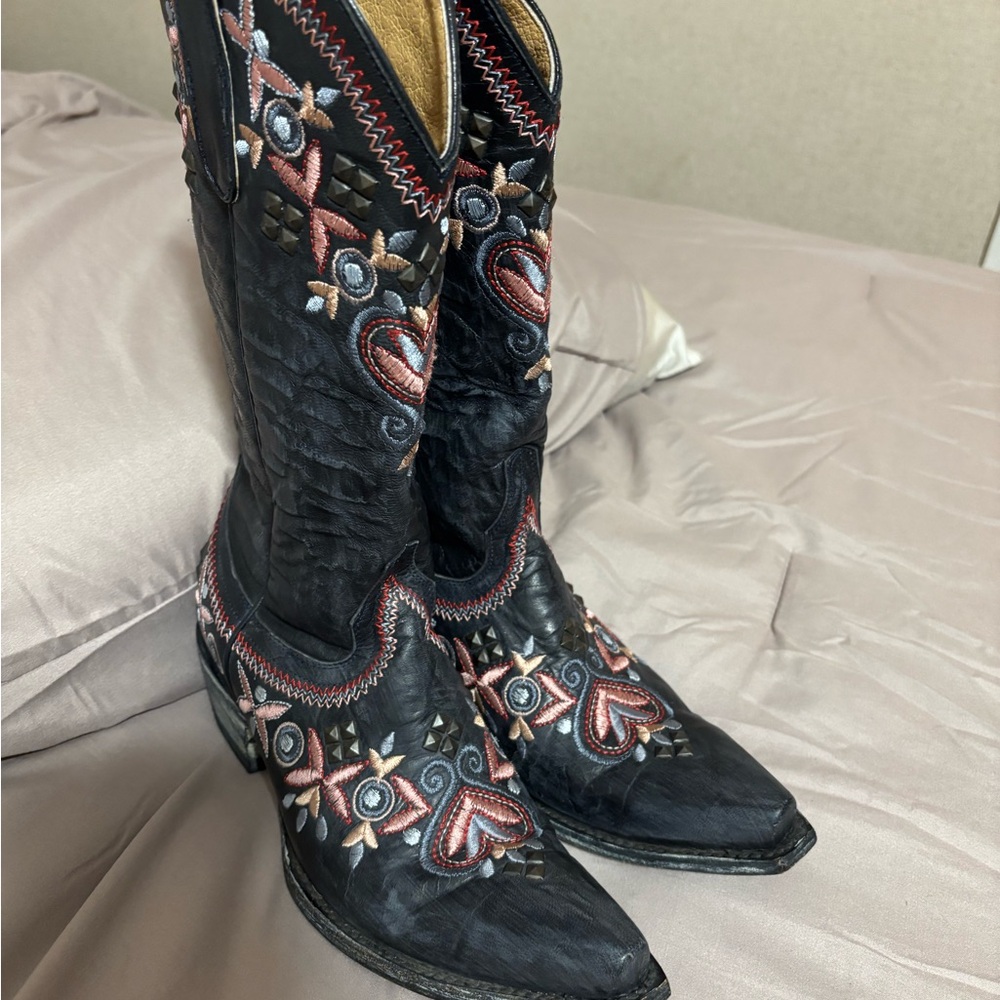Old Gringo Black and Red Embroidered Heeled Boots
